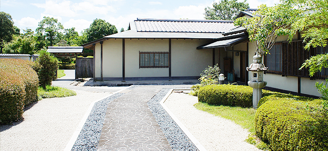 ふるさと会館正面入り口